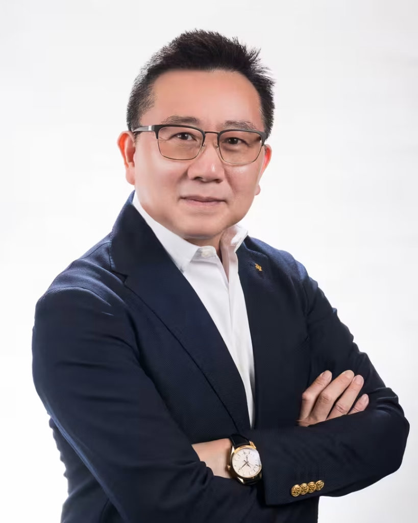 Daniel Shaw, Associate Broker and Co-Founder of VanHaus, wearing glasses during his vancouver corporate headshot shoot.